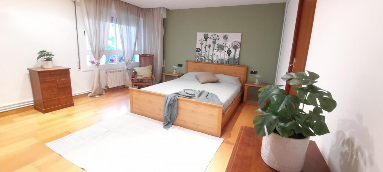 Bright Apartment Near The Beach And Barcelona By Train Masnou Buitenkant foto