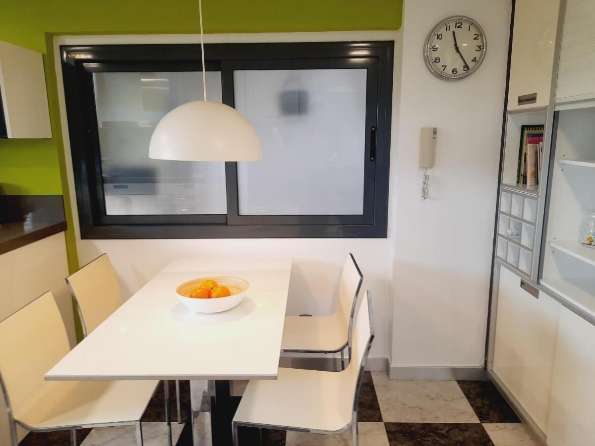 Bright Apartment Near The Beach And Barcelona By Train Masnou Buitenkant foto