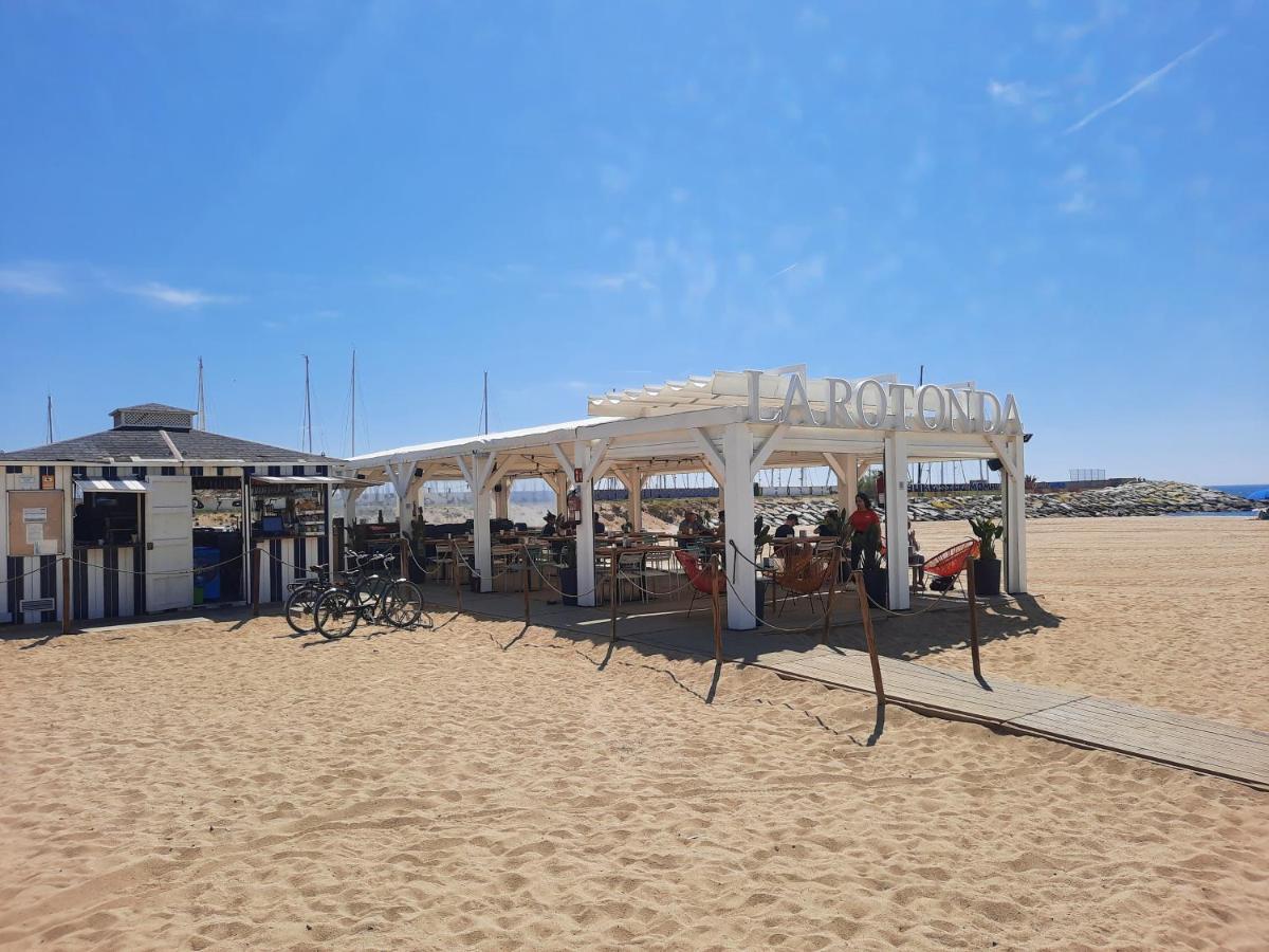 Bright Apartment Near The Beach And Barcelona By Train Masnou Buitenkant foto
